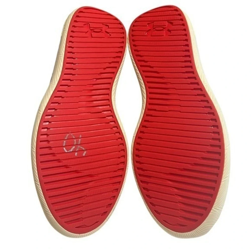 Under Armour stylish comfortable